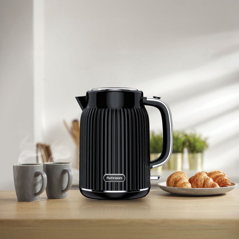 Fierbator electric Rohnson R7711, 1850-2200W, 1.7 l, baza rotativa, filtru anticalcar, protectie anti-fierbere uscata, protectie supraincalzire, oprire automata, conector Strix, culoare neagra