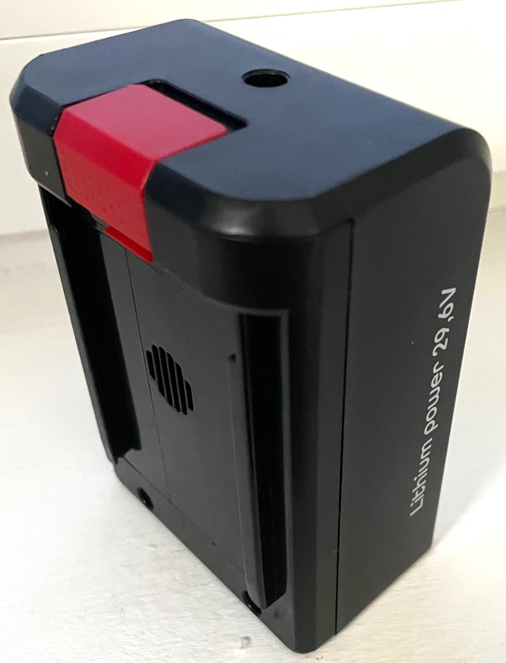 Acumulator Li-Ion, 29.6V, 2200mAh, autonomie 40 min, compatibil cu modelul Mamba One M1